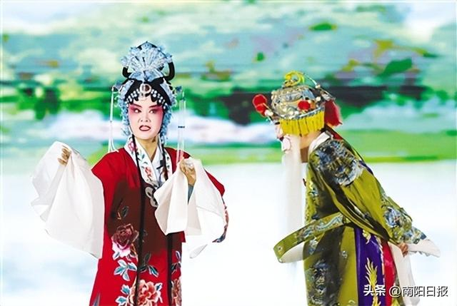 非遗戏剧演出展现传统魅力——白河畔，宛梆一吼动四方