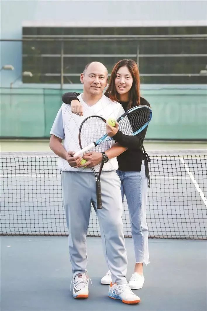 ▲王欣瑜与父亲王鹏