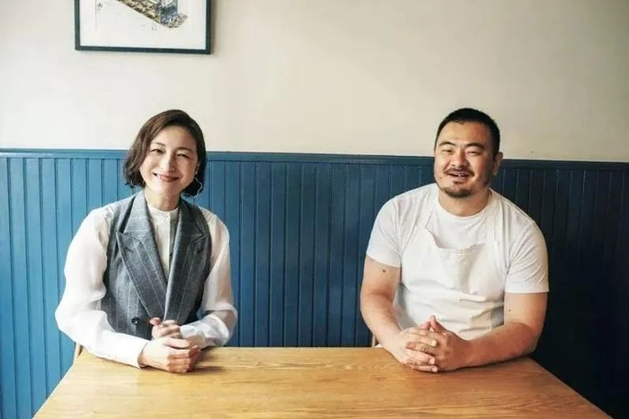 广末凉子（左）和鸟羽周作（右）