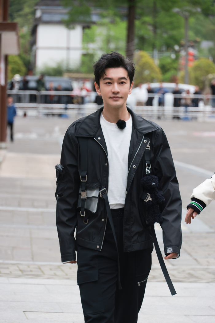 谁还没看黄晓明的生图我都会伤心的!|黄晓明_新浪新闻