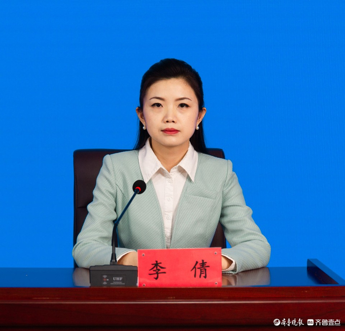 工匠"主题系列新闻发布会,聊城幼儿师范学校学生工作处副主任李倩介绍