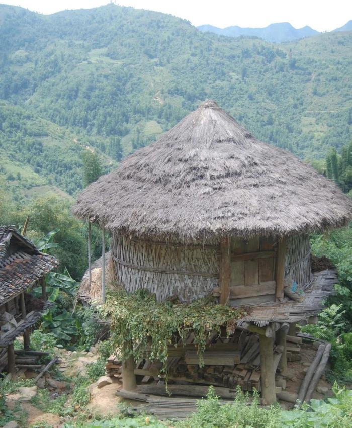 康養勝地人文興義望謨喜毫圓堡糧倉比想象中的歷史長得多