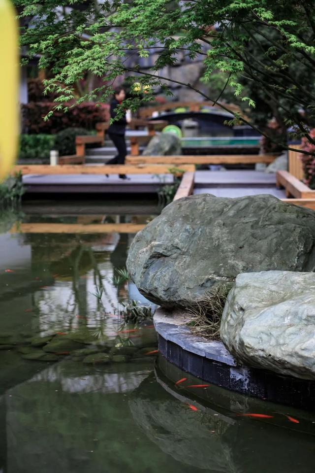 藏在深山里的度假酒店,不出崇州20度过夏天!|度假酒店_新浪新闻