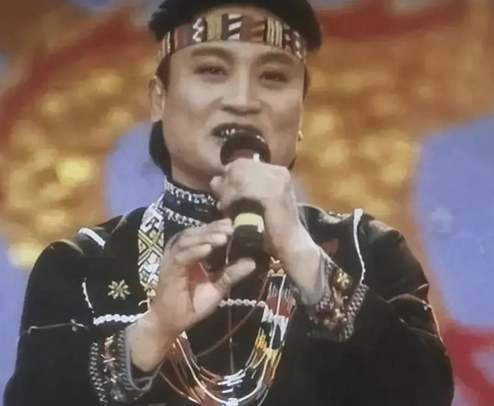 春晚上的万沙浪（图源：视频截图）
