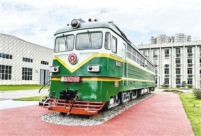 穿越秦岭探秘宝成铁路的前世今生|铁路|宝鸡市|隧道_新浪新闻