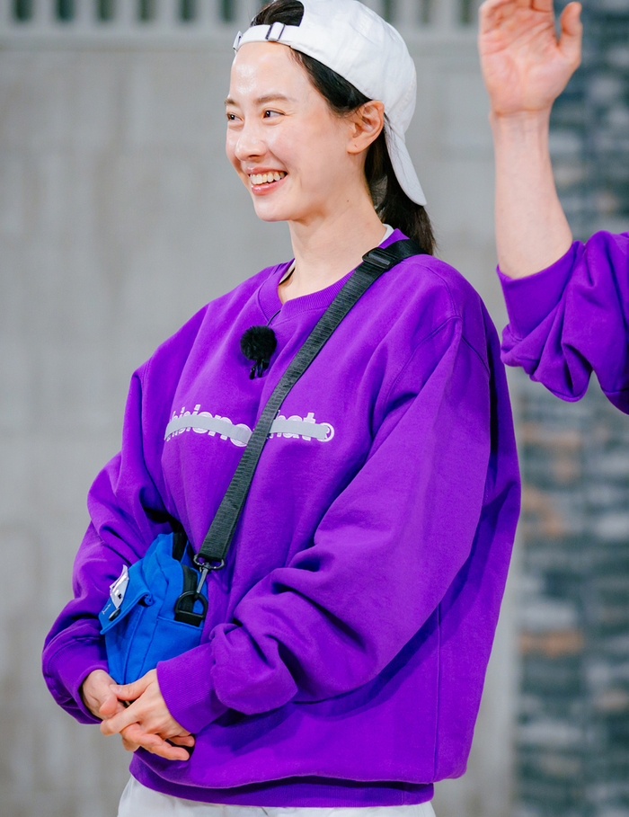 rm幕后花絮!金钟国拍摄合照!|全昭旻|花絮|金钟国_新浪新闻