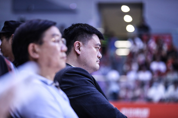 总决赛除了吸引不少CBA球队关注，中国篮协主席姚明也在现场观战。  主办方供图