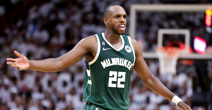 米德尔顿决定跳出合同 成为自由球员|米德尔顿|雄鹿_新浪新闻