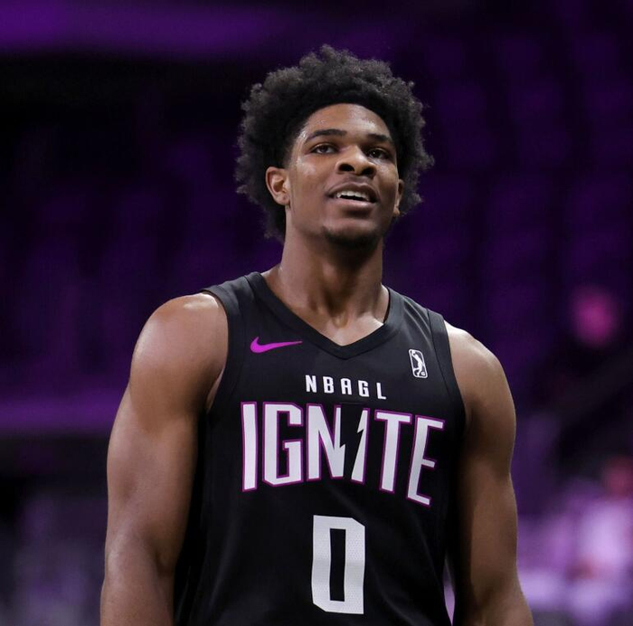 woj:开拓者认为斯库特-亨德森是未来全明星|开拓者|乔丹·亨德森|espn