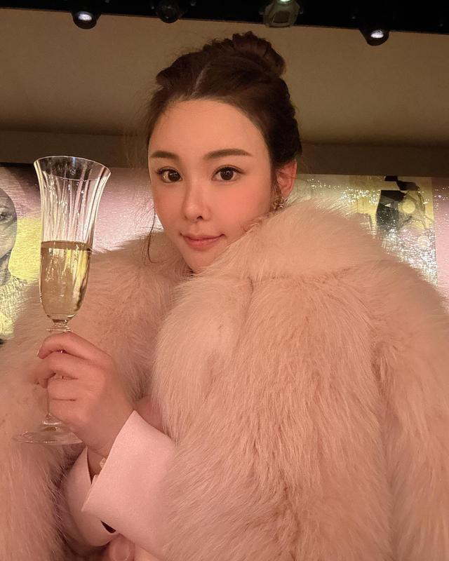 蔡天凤母亲首开腔:血肉之痛永刻我心,公开四娃送别亡母悲痛画面