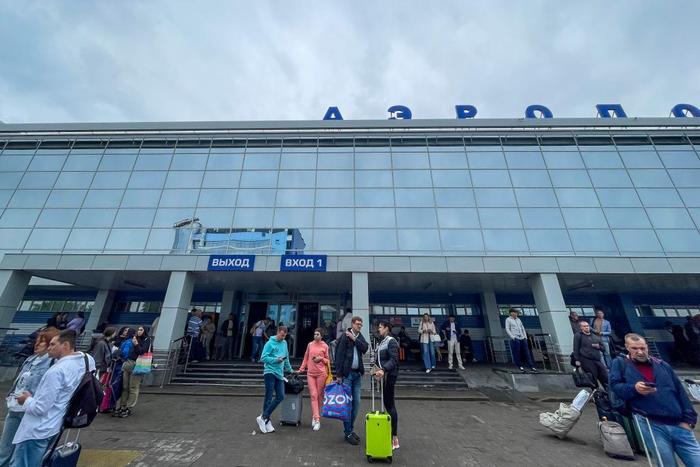  这是6月25日拍摄的伊尔库茨克机场。