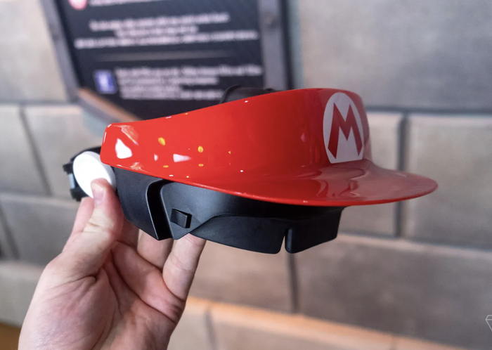 Mira制作任马里奥外形的AR头显