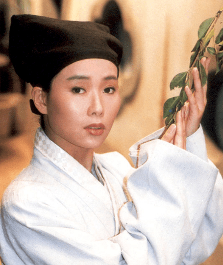 这一次,60岁的叶童,让全世界刮目相看