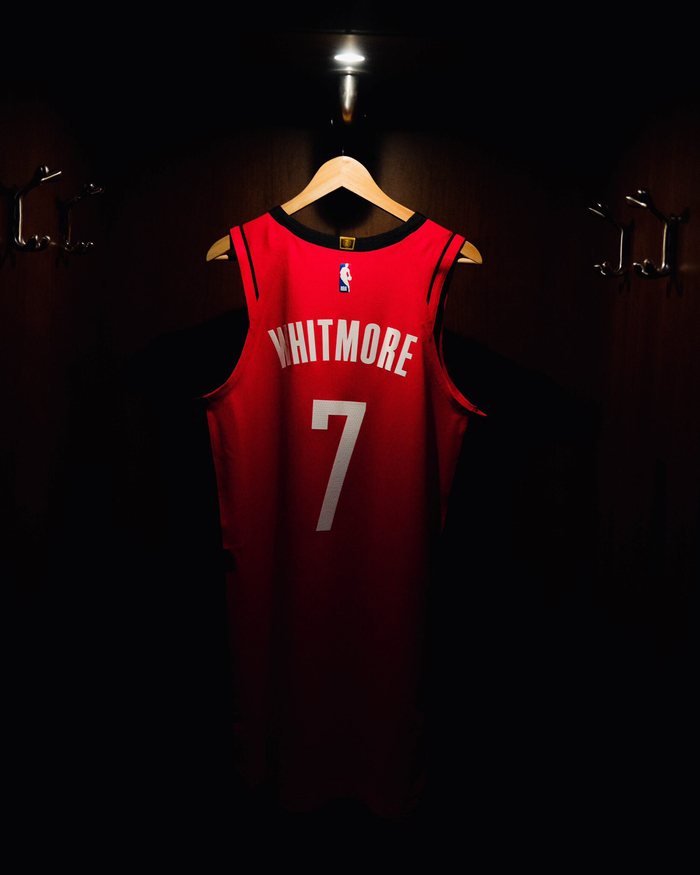 火箭公布新秀球衣号码阿门汤普森1号惠特摩尔7号