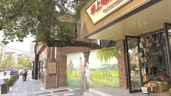 黄陵路是条安静整洁的景观街　本报记者  金旻矣  摄