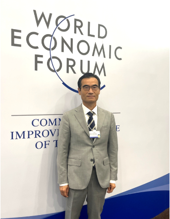 韩金明董事长在达沃斯论坛现场