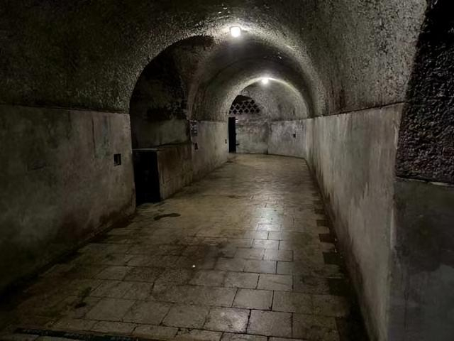 明起,杭州6个防空洞免费开放纳凉|杭州市_新浪新闻