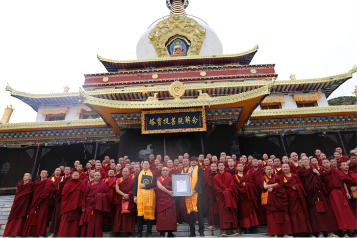 龙西寺念解脱菩提宝塔世界最高的藏汉建筑风格结合体佛塔