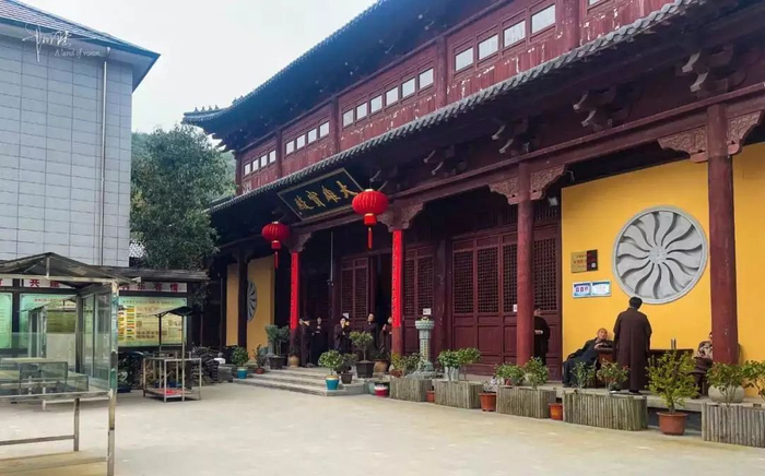 富阳霄井村贝山寺