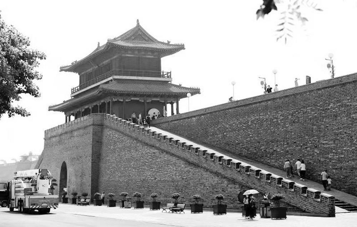 　　石家庄正定南城楼。