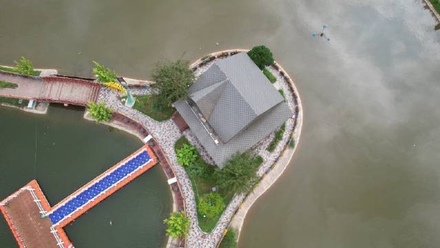 成县渔乐农庄走走停停