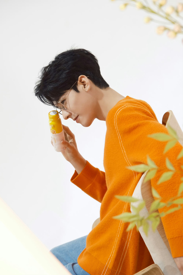 龚俊广告拍摄花絮图|龚俊|拍摄|广告_新浪新闻