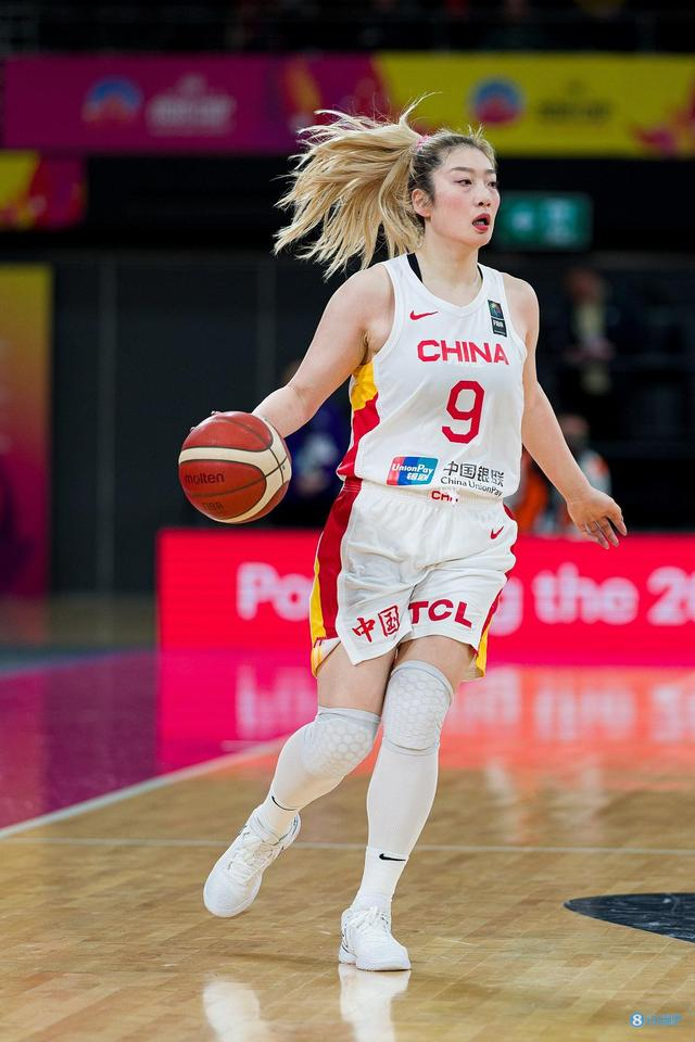 李梦半场7中2拿7分 正负值全场最高 10|中国女篮|李梦|女篮_新浪新闻