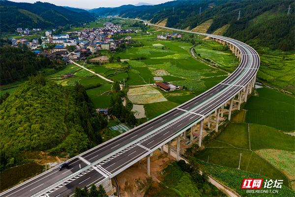 该高速为湖南省高速公路网绥宁—靖州高速公路(湘高速s86)的组成部分.