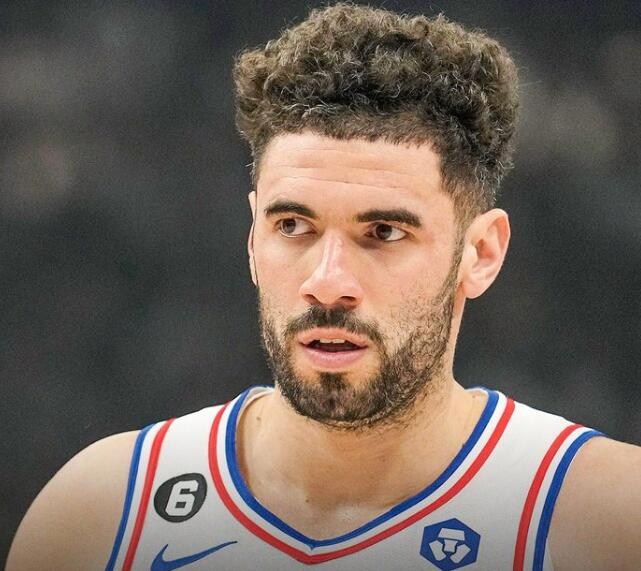 骑士三年2600万签下射手大前锋乔治-尼昂|骑士|姆巴耶·尼昂|保罗