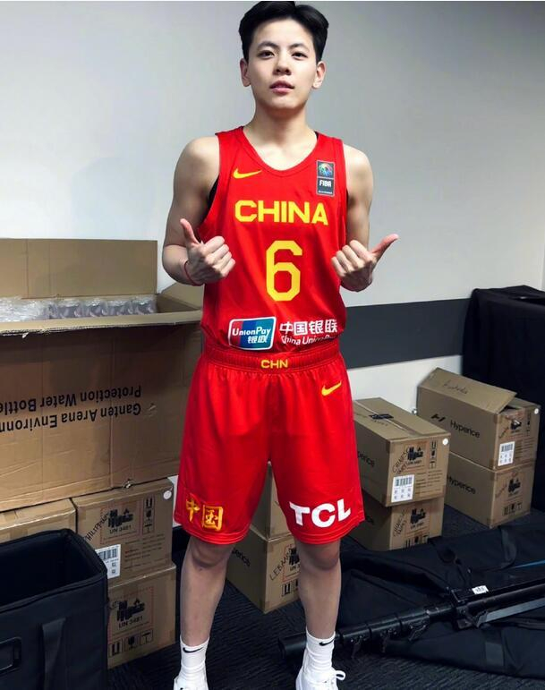杨舒予|女篮|中国女篮_新浪新闻