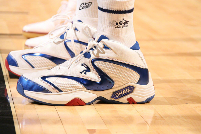 盘点奥尼尔上脚过的一些球鞋|奥尼尔_新浪新闻