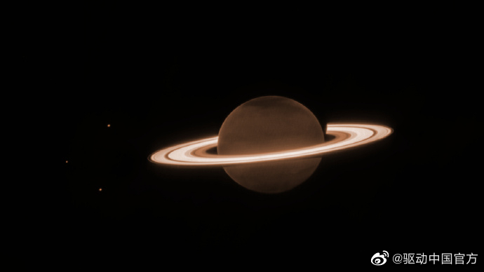 nasa发布韦伯太空望远镜首次拍摄土星高清照揭示其环状结构细节