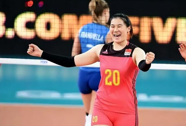 王云蕗在战胜美国女排后又嘚瑟起来发文自称大王