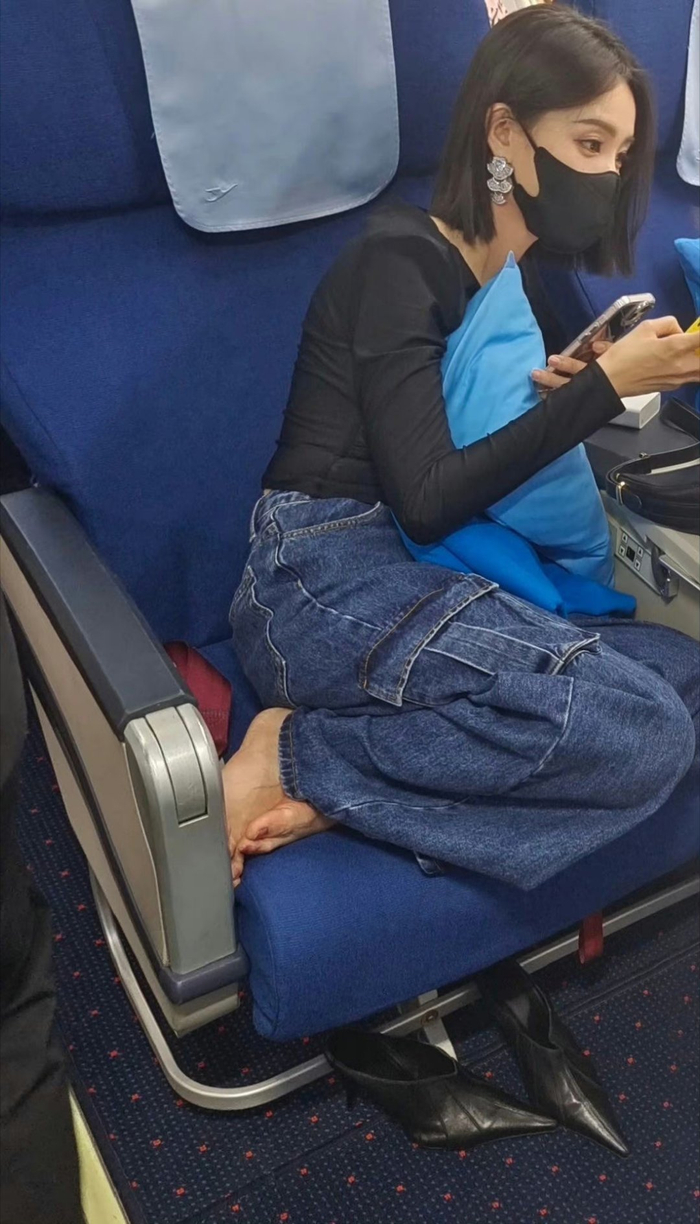 光jiojio的桐姐有点可爱|可爱_新浪新闻