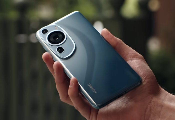 华为机皇开始反击12512gb突降2169元200倍变焦5100mah