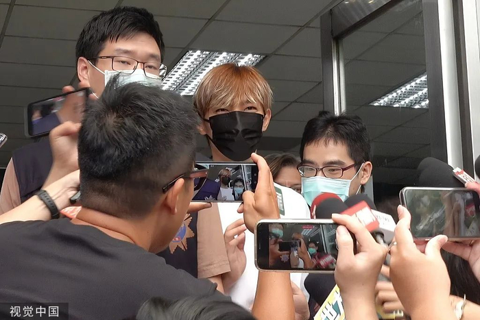 "炎亚纶被限制出境"|炎亚纶|偷拍|警察_新浪军事_新浪网