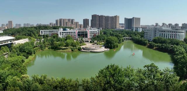 湖北科技学院