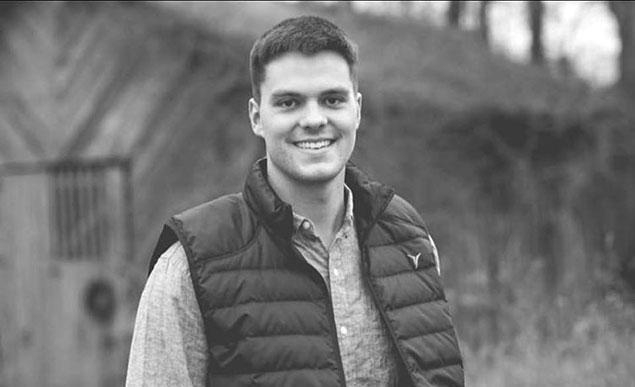 尼古拉斯·英格兰服用顺尔宁仿制药治疗季节性过敏后开枪自杀。图片来源：路透社