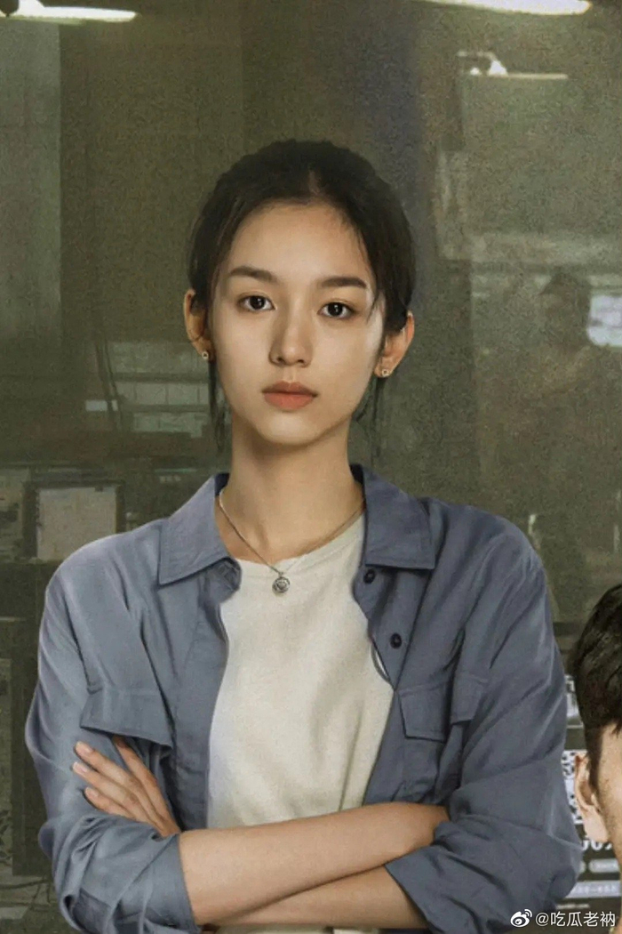 真美女是不是都是越素越美丽,例如周也和张婧仪……|张婧仪|周也_新浪