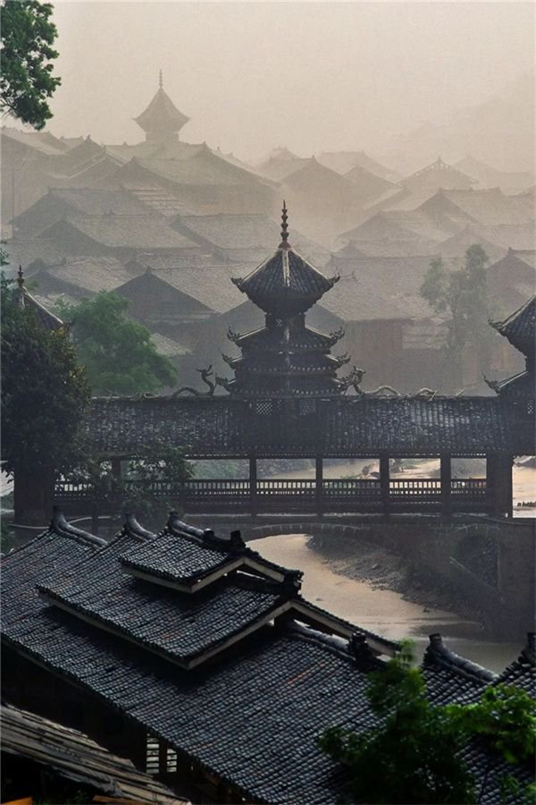 黎平地扪风雨桥，贵州风雨桥代表之一。摄影/李贵云
