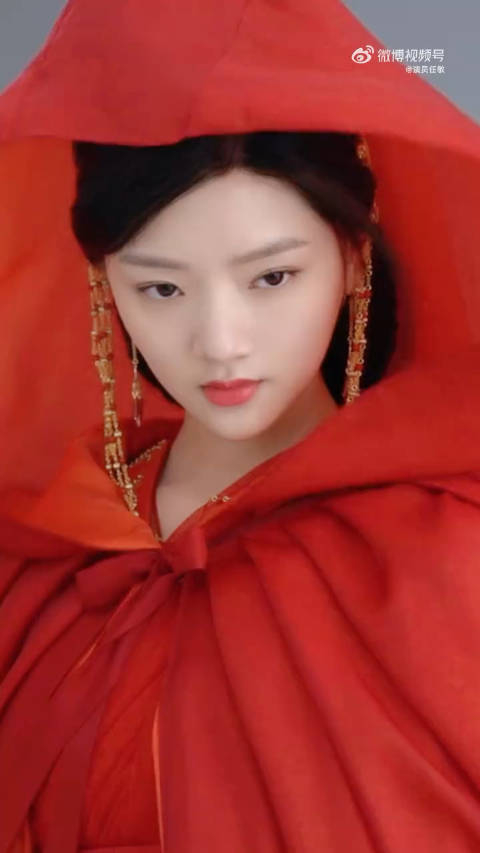 任敏玉骨遥定妆花絮 这样看古装造型还是蛮灵动的!__财经头条