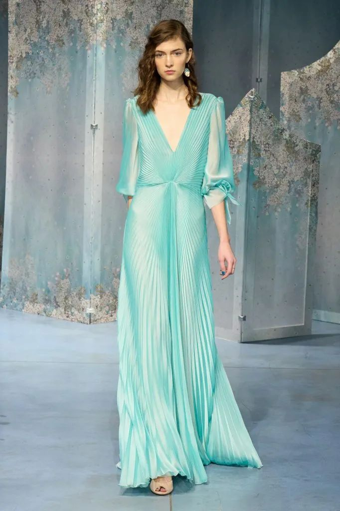 海洋风的穿搭,真的很沁凉又自由!