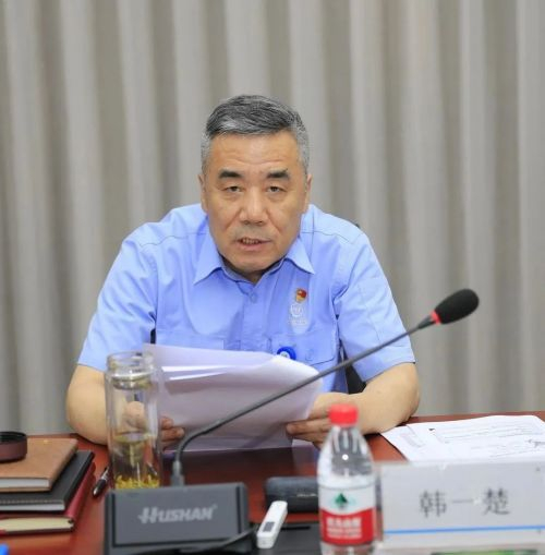 党委副书记,总经理常畅等党委委员,领导班子成员参加学习,总经理助理