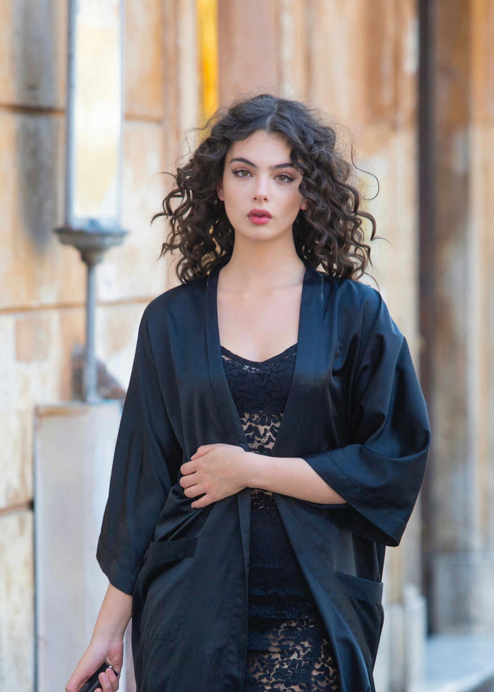 celeb|deva cassel举手投足间皆是万种风情|风情_新浪新闻