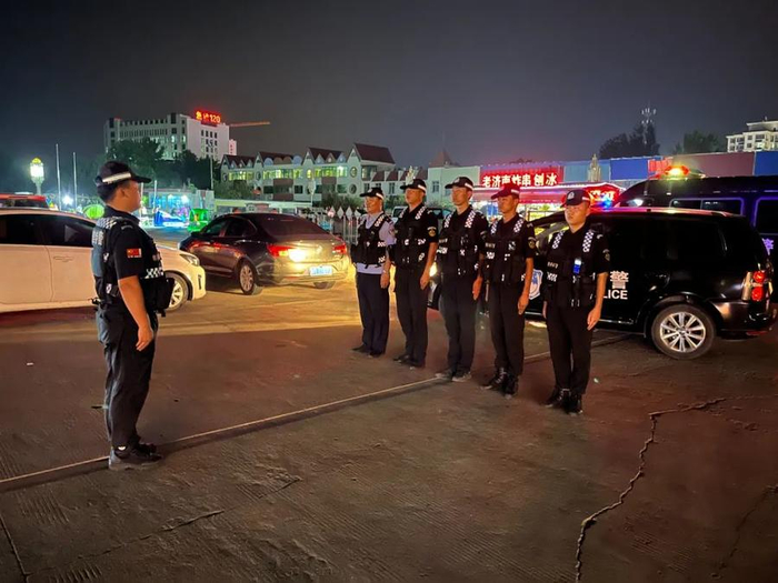 看滨州公安雷霆之势启动集中统一行动|统一|雷霆|公安_新浪新闻