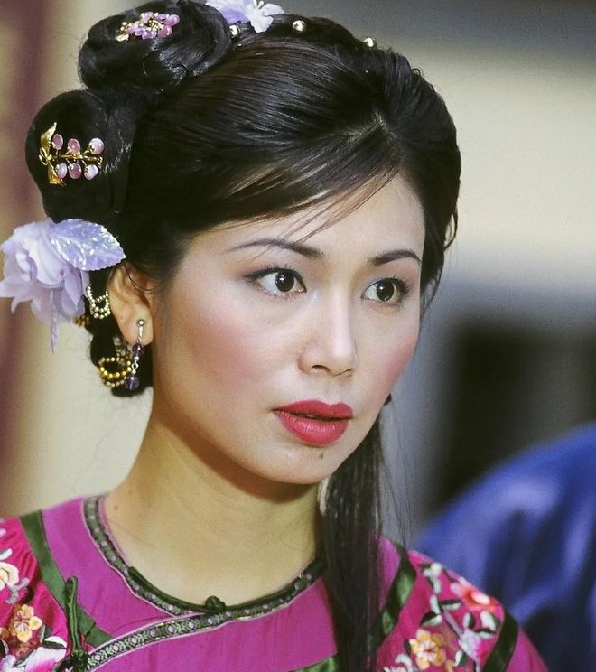 素颜取外卖接地气,曾是广州四大美女之一|外卖|冯晓文|四大美女_新浪