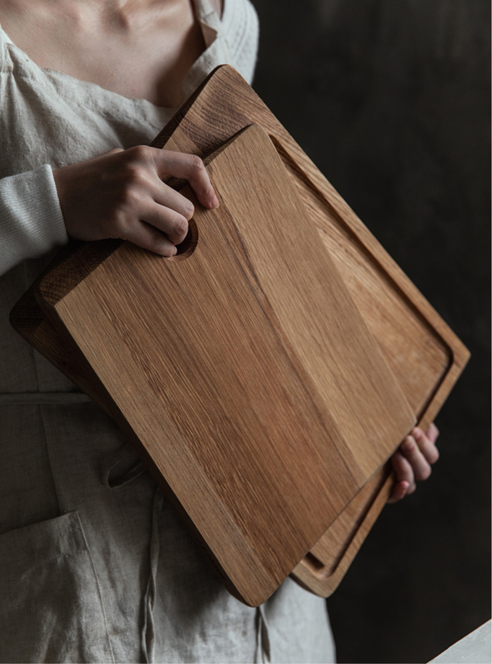 这款分两个尺寸，大号（38.5x26CM）原价148元，限时特价125.8元；小号（32.5x22CM）原价128元，限时特价108.8元；一套带走更优惠，只需234.6元就能拿下~