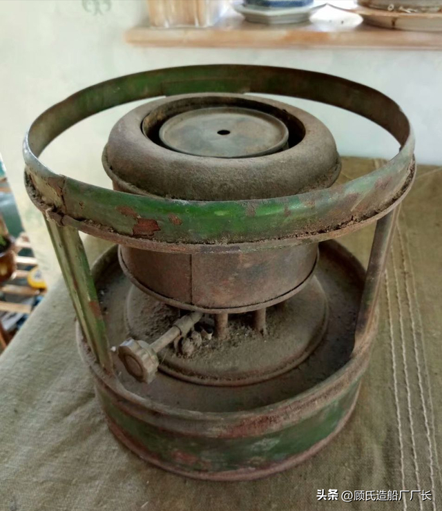 突然爆炸的煤油炉,1982年昆明铁路局湛家屯站杀人未遂案侦破始末