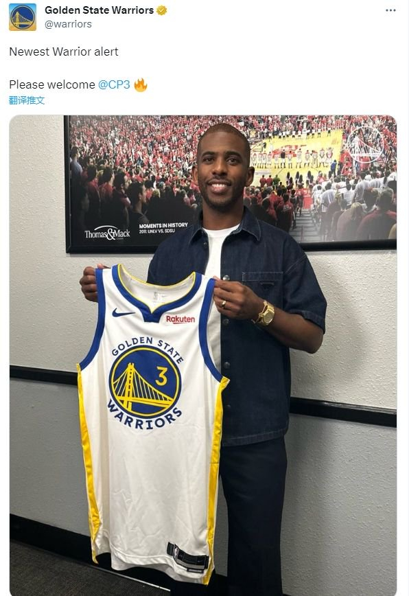 "接过普尔衣钵"95勇士官推晒保罗手持3号球衣照片:大家欢迎