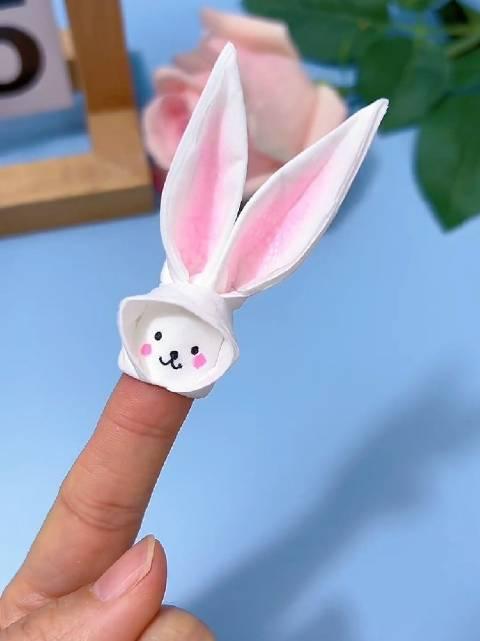 用纸巾折小兔子教程图片